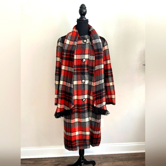 Source Unknown Jackets & Blazers - Vintage Wool Plaid Feminine attached scarf Black Lining Winter Coat sz L